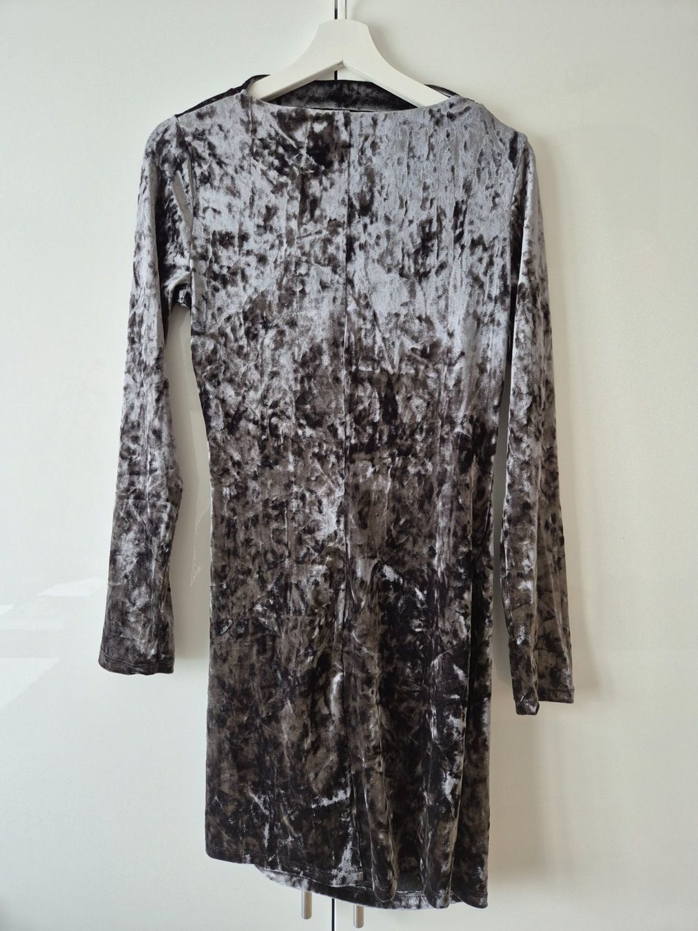 Vestiti: Silbernes/Graues Kleid – Usato da Bonaduz venduto da lau_kn5v 1