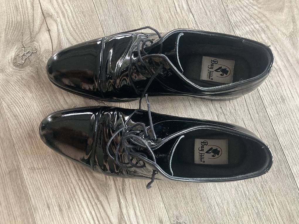 Scarpe da uomo: Chaussure noir laqué – Usato da Vaulruz venduto da dvaud2006 1