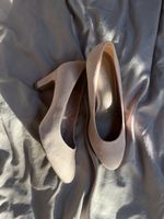 Tamaris Pumps beige Veloursleder Grösse 36 guter Zustand