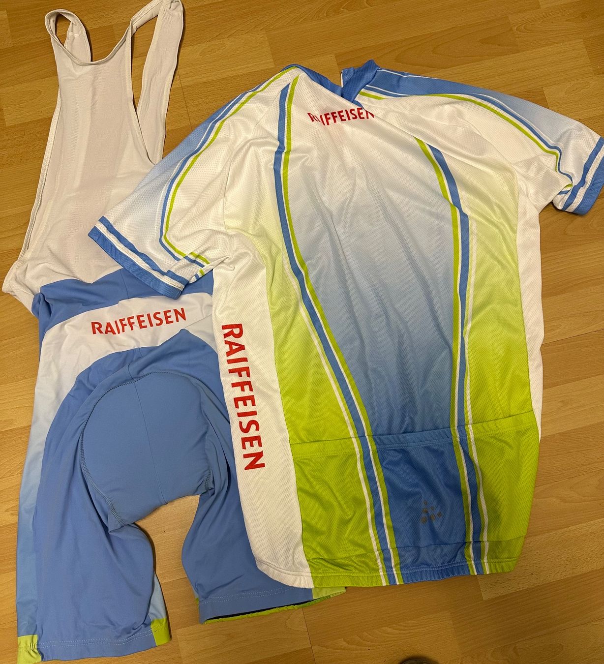 Lotti di vestiti: Radtricot Set Raiffeisen – Nuovo (secondo la descrizione) da Uster venduto da Niki1922