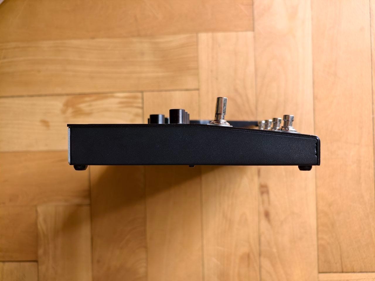 Strumenti musicali: Valeton GP 200 Multifeffekt + NAM + Amp Sim – Usato da Basel venduto da TiSat 2