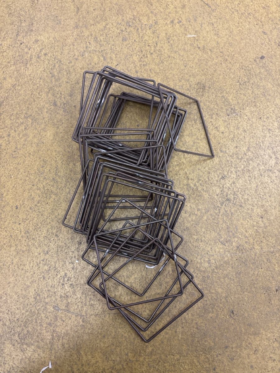 Tutti gli attrezzi: Metallquadrat 10x10cm – Usato da Erlen venduto da SaFehr