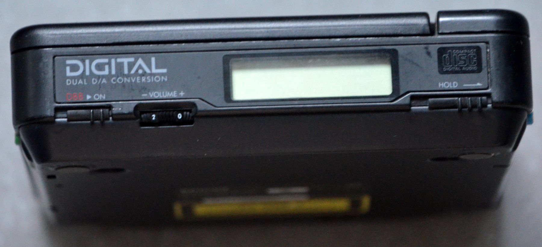 Philips Lettore multimediale portatile: Discman Philips  Type AZ 6806 – Usato da Collonges venduto da arashee 4