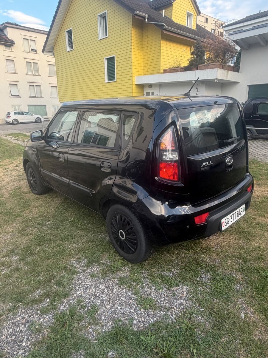 Kia Automobili: Kia Soul  – Usato da Gossau SG venduto da Urus_85 1