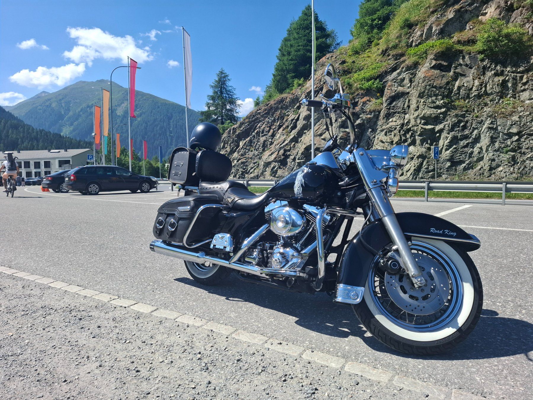 Harley-Davidson Touring: Motorrad Harley-Davidson Road King schwarz gebraucht – D'occasion à Rheineck par mustang1959 1