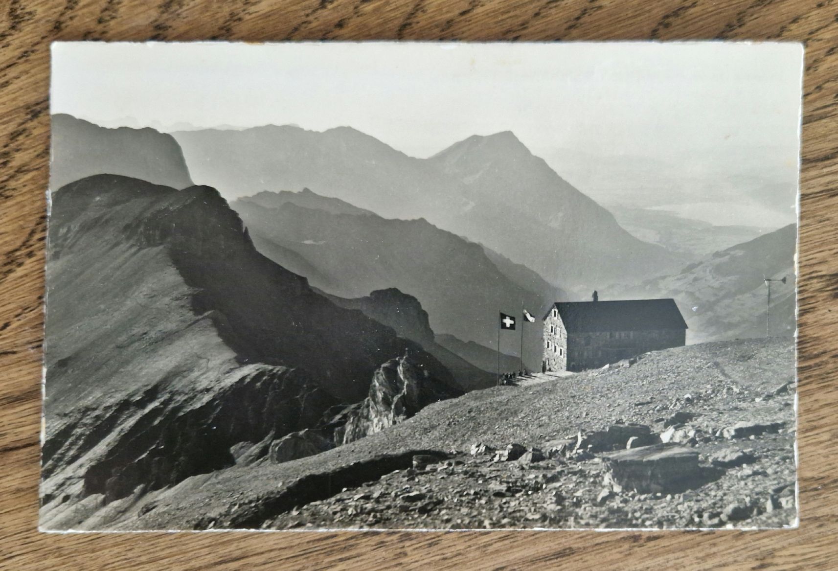 Cartoline postali: Die neue Blümlisalphütte – Usato da Ebikon venduto da Donar50