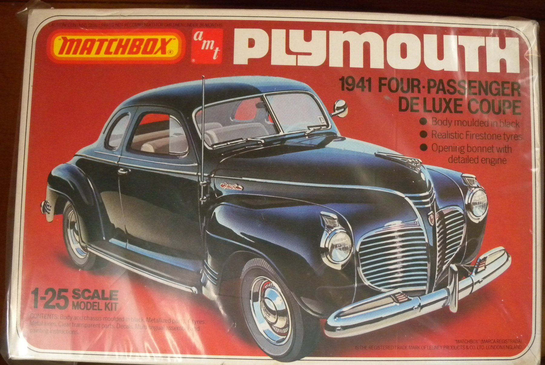 Matchbox Modellini d'auto: Matchbox Plymouth Deluxe Coupe – Nuovo e nell'imballaggio originale da Hauenstein venduto da Danbach