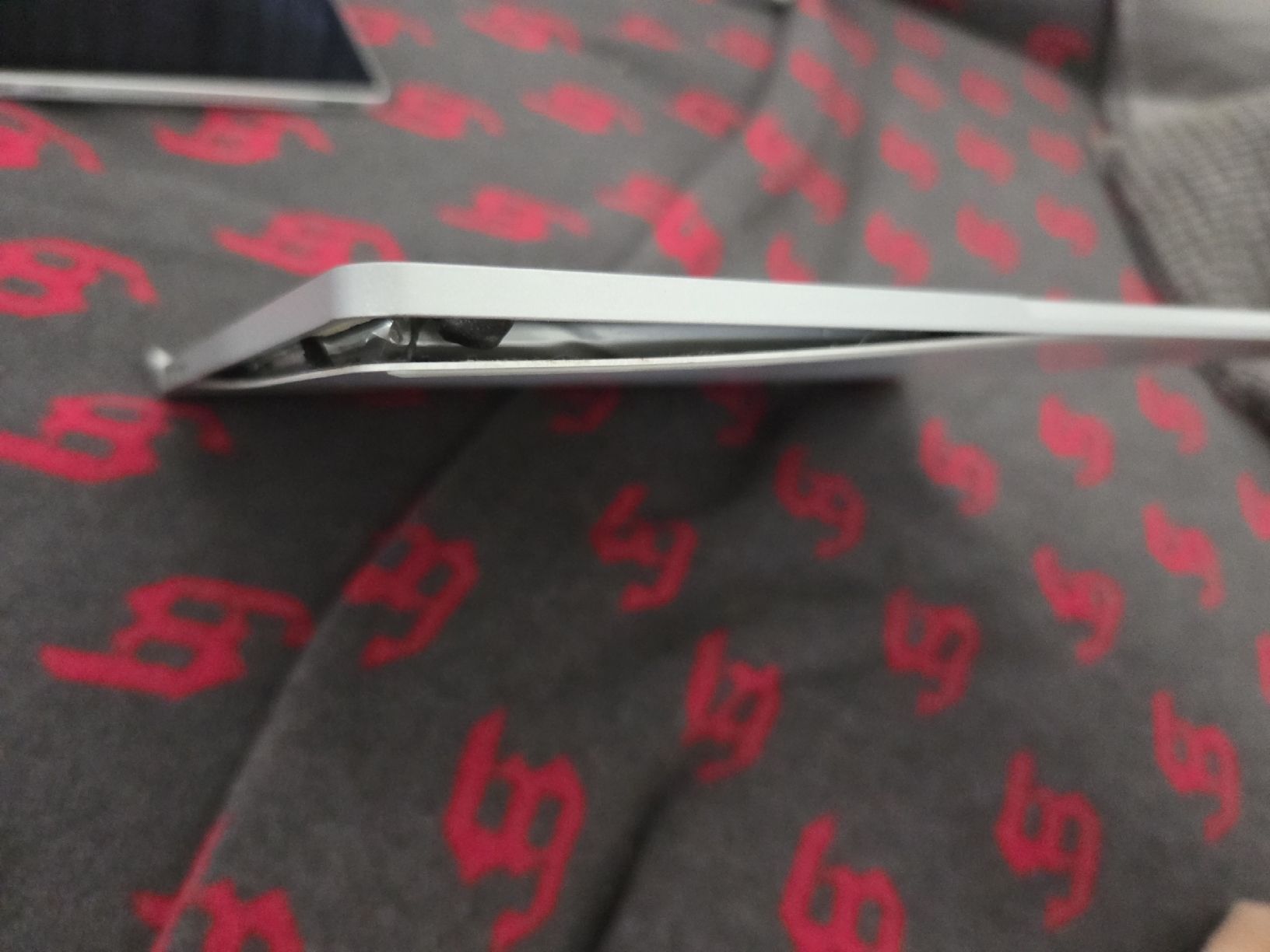 Microsoft Notebook: Microsoft Surface Book i7 8GB 256GB SSD – Usato da Oberhasli venduto da General-Dealer 5