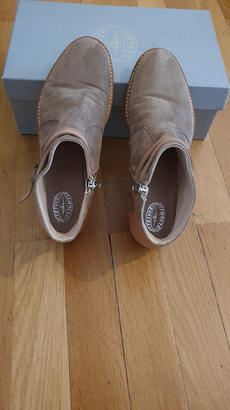 Scarpe da donna: Schuhe – Usato da Basel venduto da and_xs78
