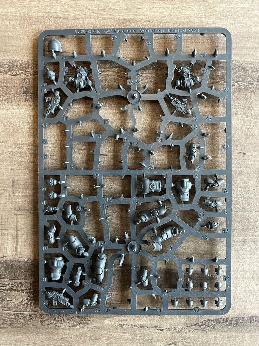 Giochi: Warhammer 40k/Horus Heresy Gussrahmen/Bits Set 5 – Usato da Othmarsingen venduto da stephiesheena 2