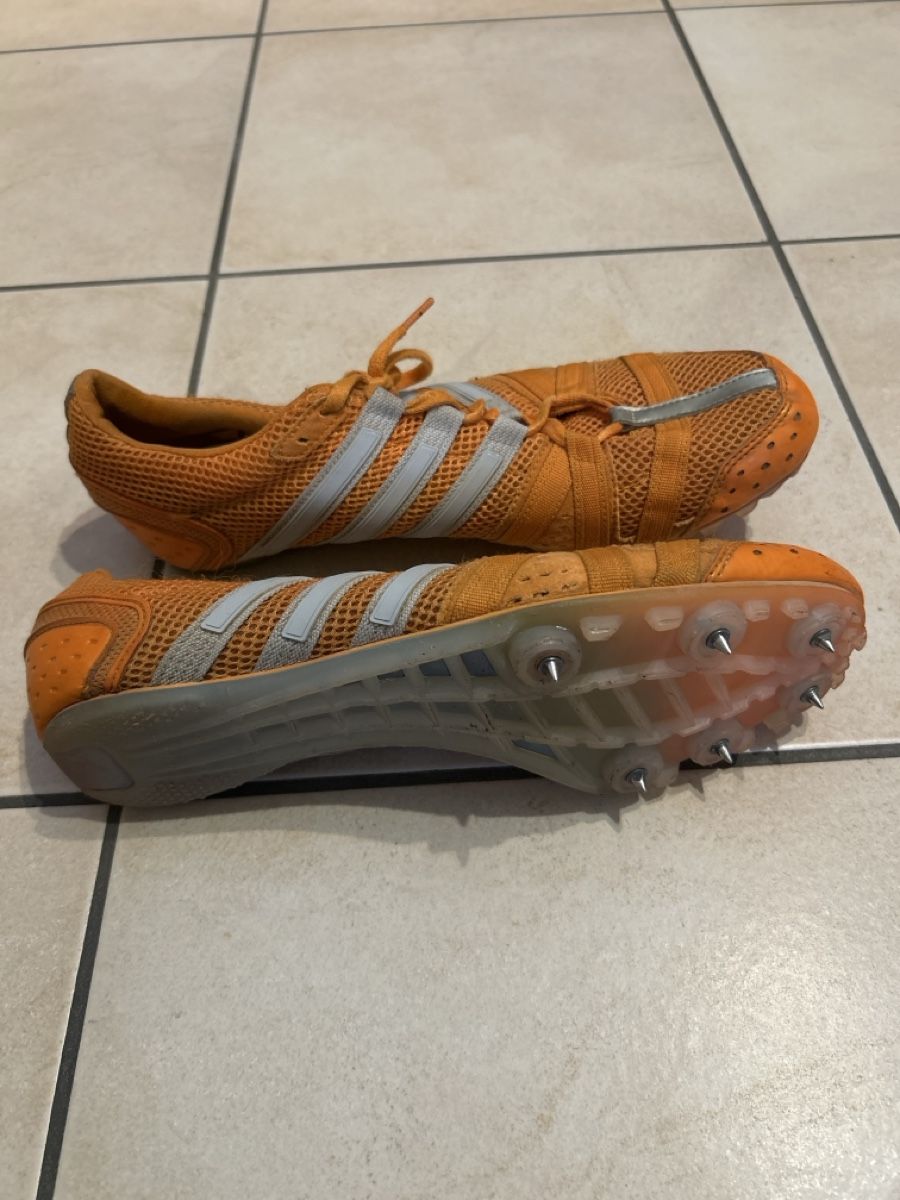 Adidas Damenschuhe: Adidas Spikes – Gebraucht aus Gamprin von chocoly03 1