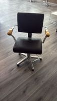 Friseurstuhl mit Drehfunktion - Ideal fürs Home-Studio
