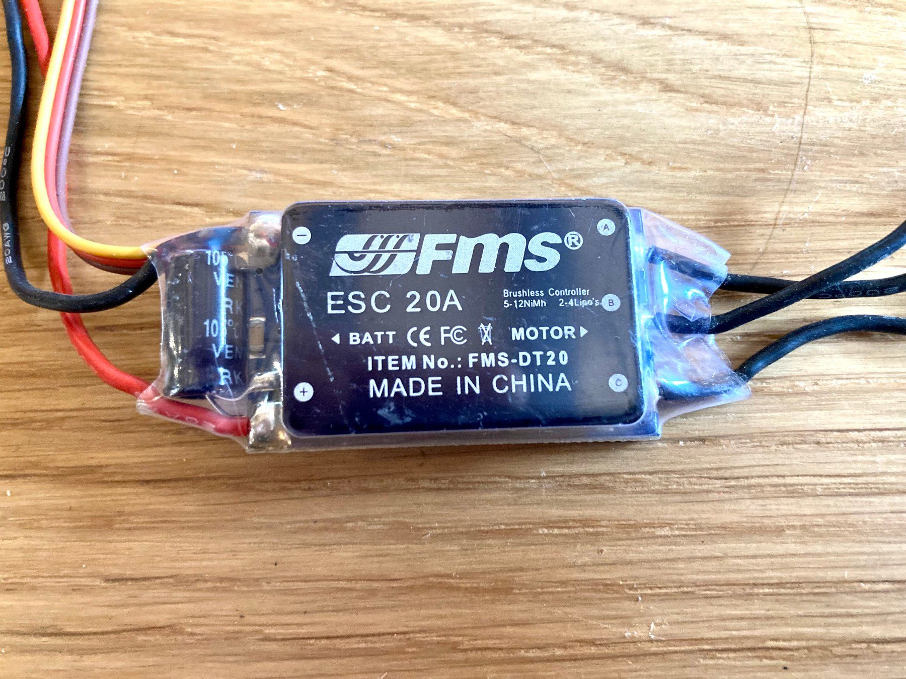 RC Modellbau: ESC 20A pour moteur Brushless – Gebraucht aus Lausanne von Techobby