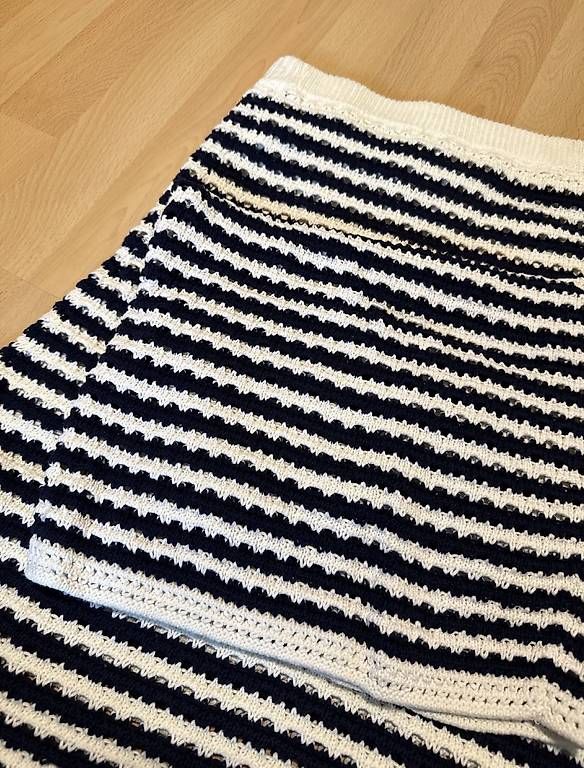 Lotti di vestiti: Gestreiftes Strickset – Usato da Alchenflüh venduto da selina077 2