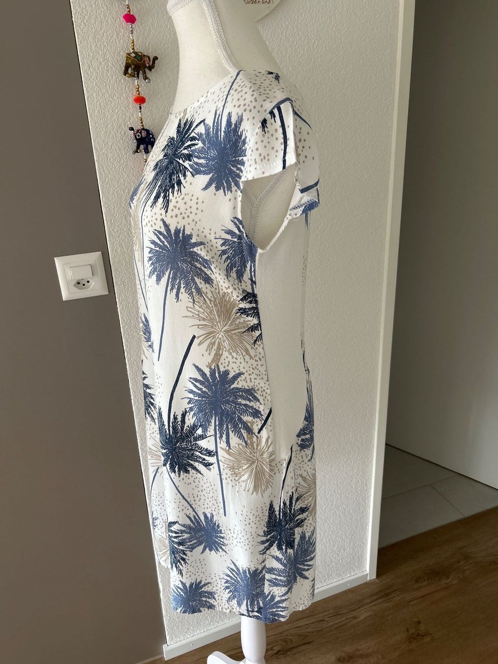 Vestiti: Sommerkleid weiss mit Palmenprint – Usato da Brunnen venduto da Nala2929 4
