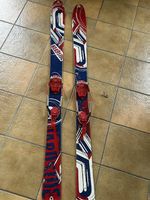 Skis et chaussures de Télémark