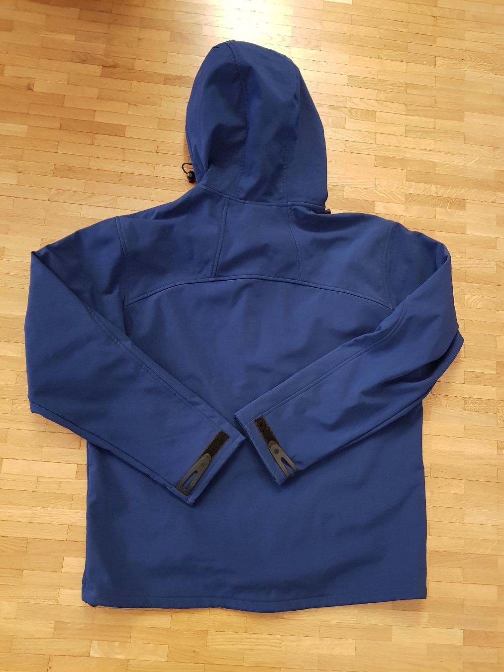 Jacken: Veste à capuche imperméable Switcher unisexe – Gebraucht aus Veyrier von sosozizou 1