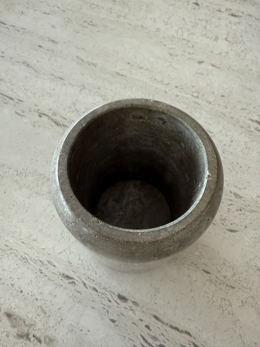 Tutte le decorazioni: Zara Home Zahnputzbecher Marmor Grau – Usato da Dübendorf venduto da LePaul 2
