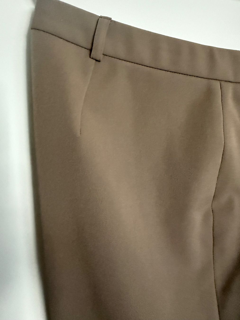 Hosen: TUZZI Stift Cigarette Hose schmal, Gr. 38 olive, zu Jacke – Gebraucht aus Engelburg von mamalanima 2