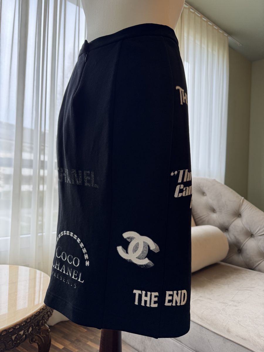 Chanel Gonne: Original Chanel Rock, Gr. XS, Schwarz - Einzigartiges Design – Nuovo (secondo la descrizione) da Baar venduto da TheArchive 2