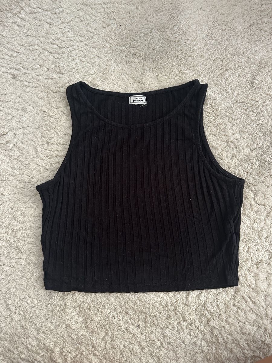 Top: Débardeur noir Pimkie - Taille S – Usato da Neuchâtel venduto da aliceguins