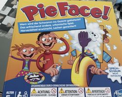 Gesellschaftsspiel Pie Face von Hasbro mit Anleitung