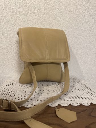 Umhaengetasche beige Leder Kleiner Beutel guter Zustand