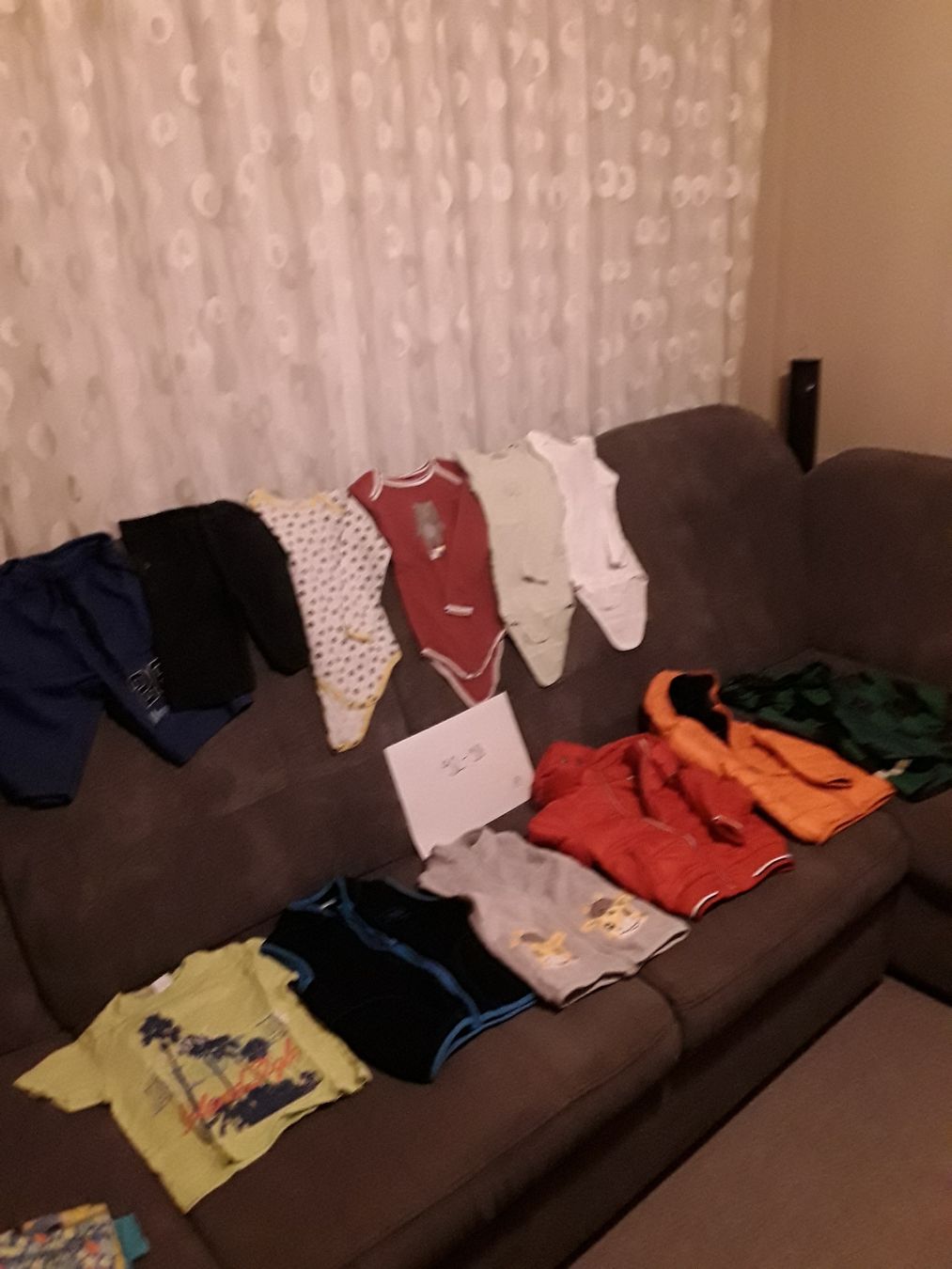 Kleiderpakete & -sets: Kinderkleider packet grösse 92,98 (nummer 1) – Neu (gemäss Beschreibung) aus Appenzell von Bal.g
