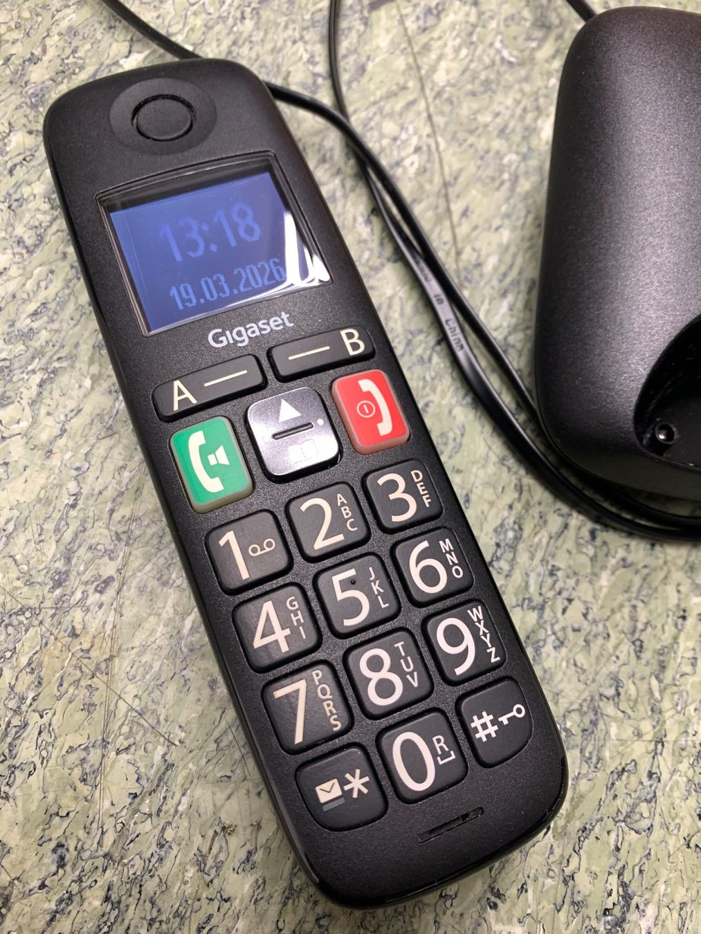 Gigaset Telefoni: Gigaset schnurloses DECT Telefon E290   Grosse Tasten – Usato da Rickenbach SZ venduto da Frickler 2