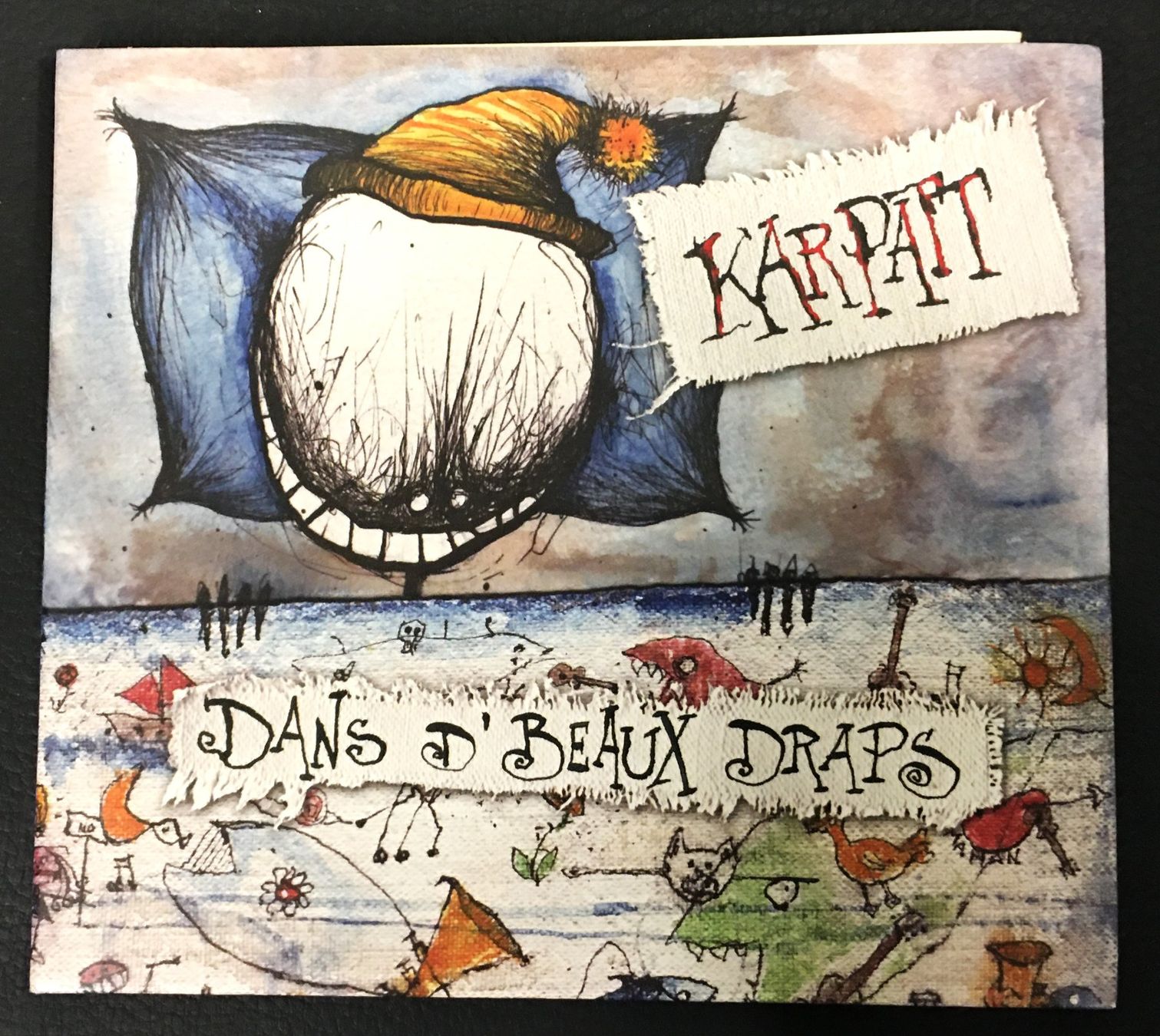 CDs: Karpatt - Dans D'beaux Draps - CD – Gebraucht aus Oftringen von Vucki