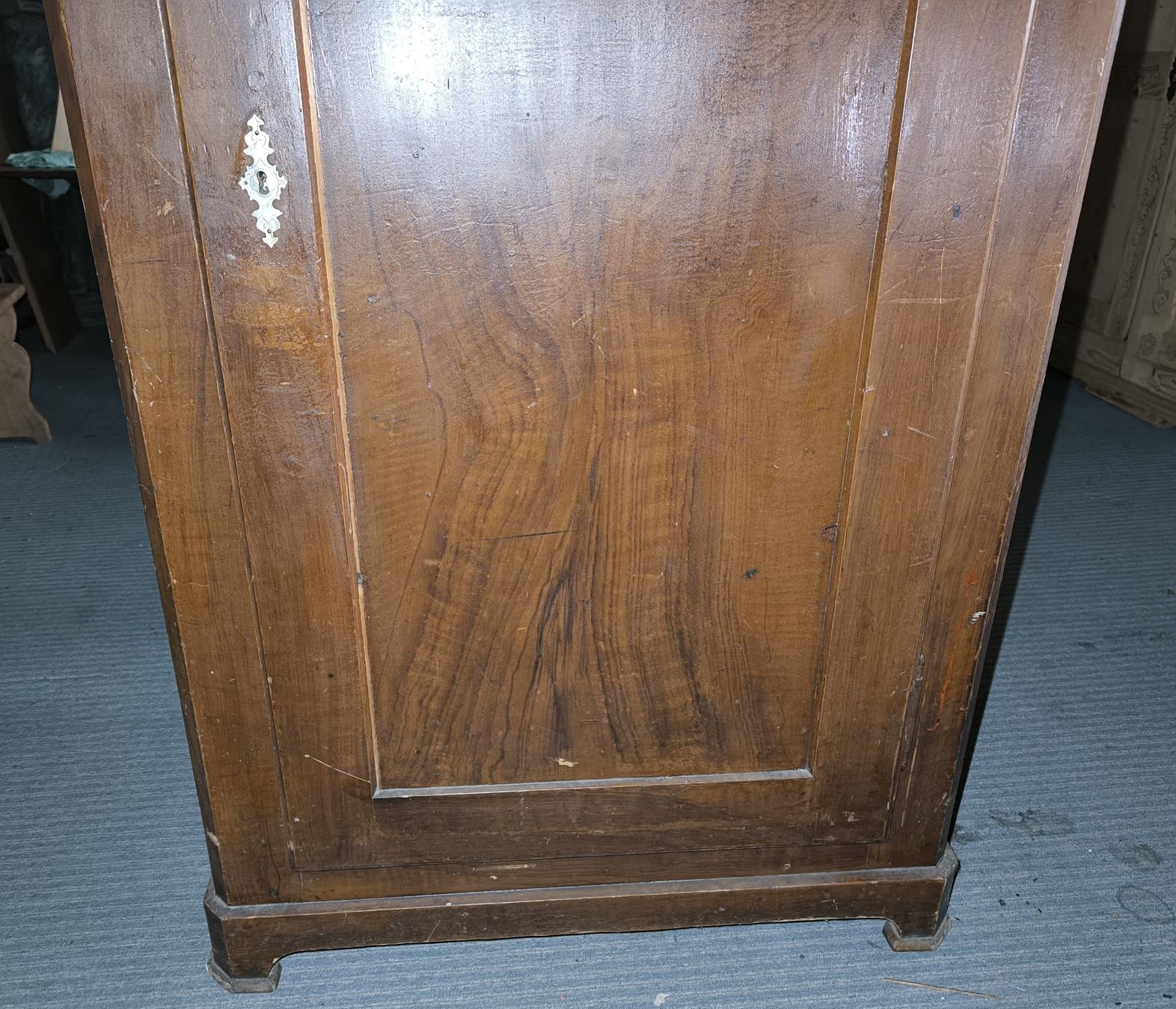 Armadi: Antiker Schrank Gründerzeit ca. 1910 Ja. – Usato da Rorschacherberg venduto da snOOpydOg11 2