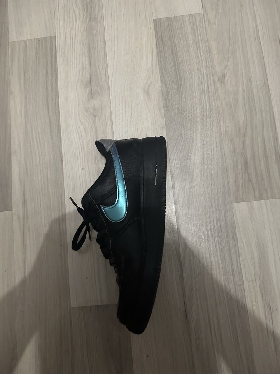 Nike Scarpe da uomo: Paire chaussures Nike Noire seconde main – Usato da Courgenay venduto da gig_7spf 2