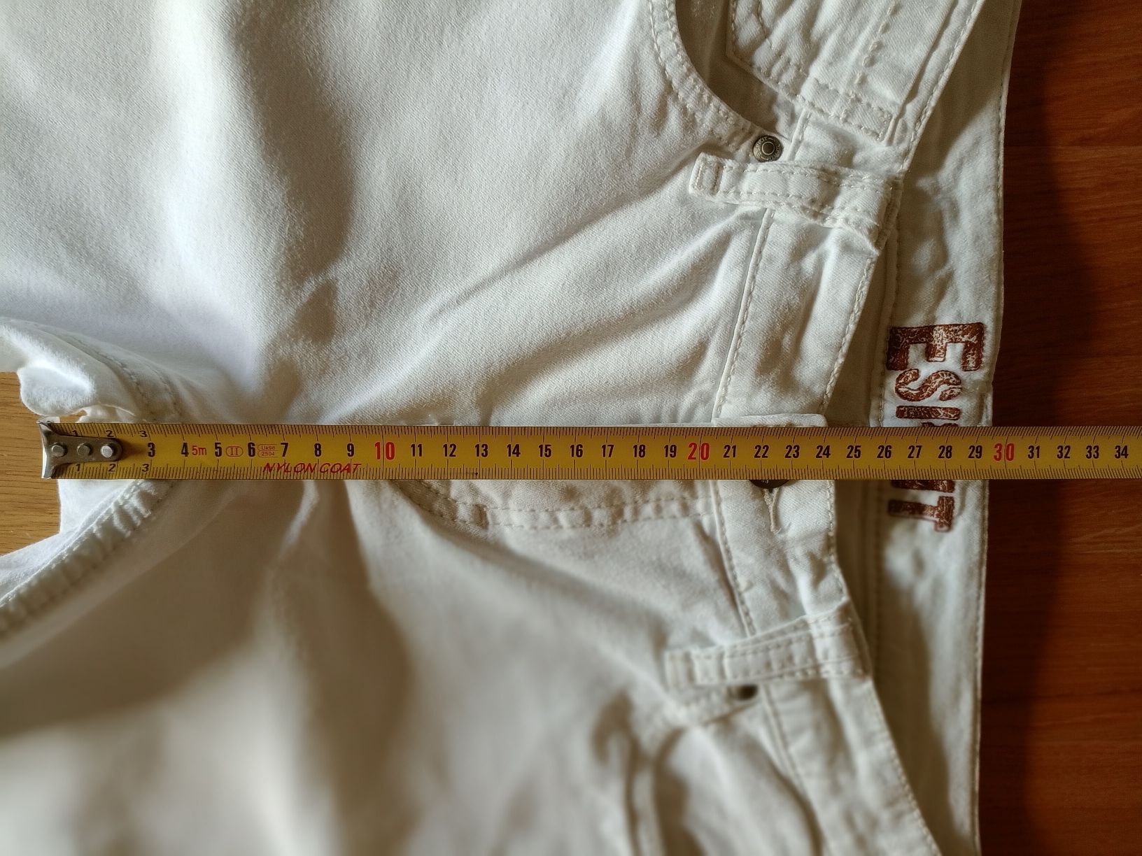 Esprit Pantaloni: Caprihose Esprit – Usato da Disentis-Muster venduto da Bix03 3