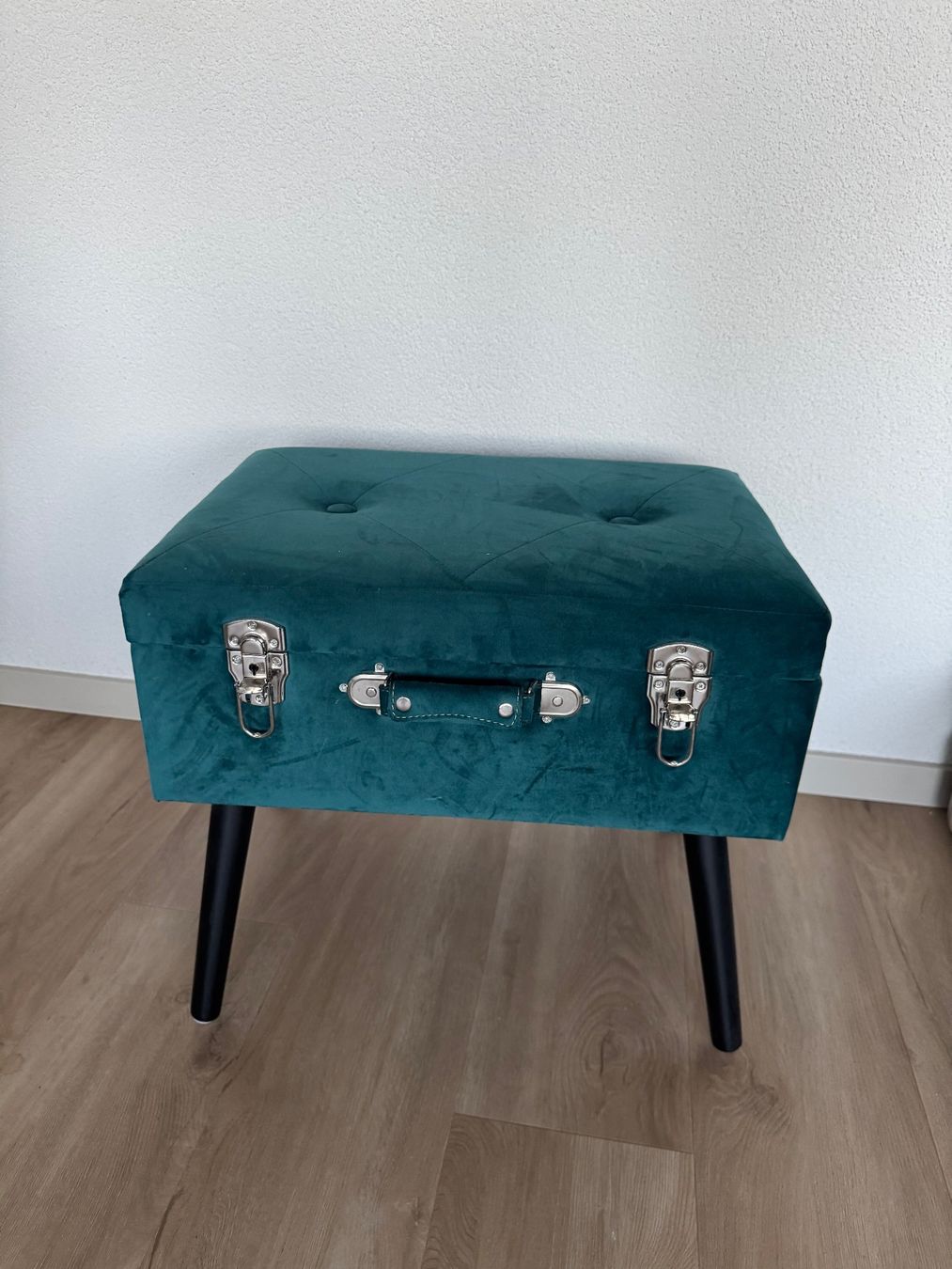 Sgabelli: Hocker mit Stauraum in Emerald Samt – Usato da Zürich venduto da ios_dry2