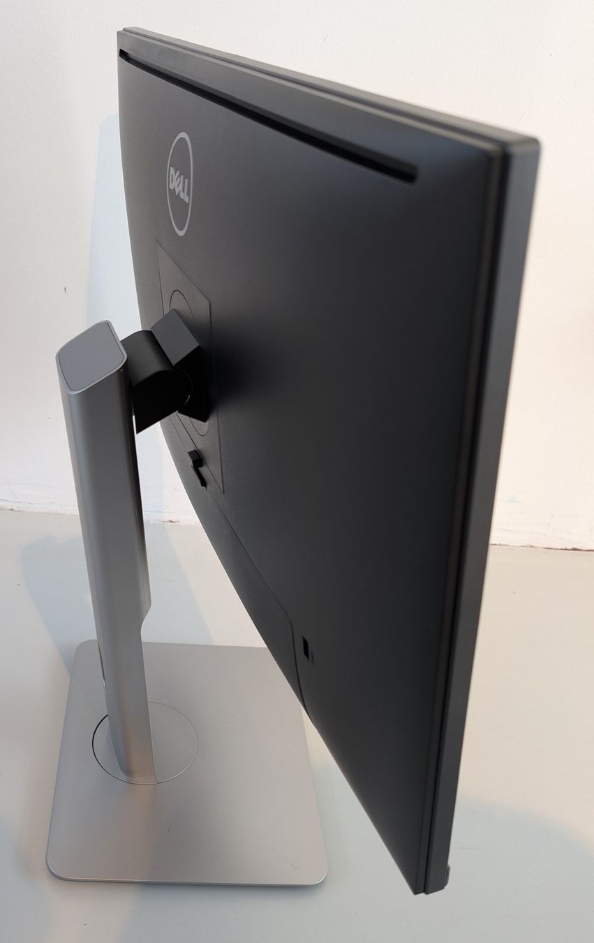 Dell Monitore: DELL U2415b 24" Monitor – Gebraucht aus Dietlikon von ComdatAG 1