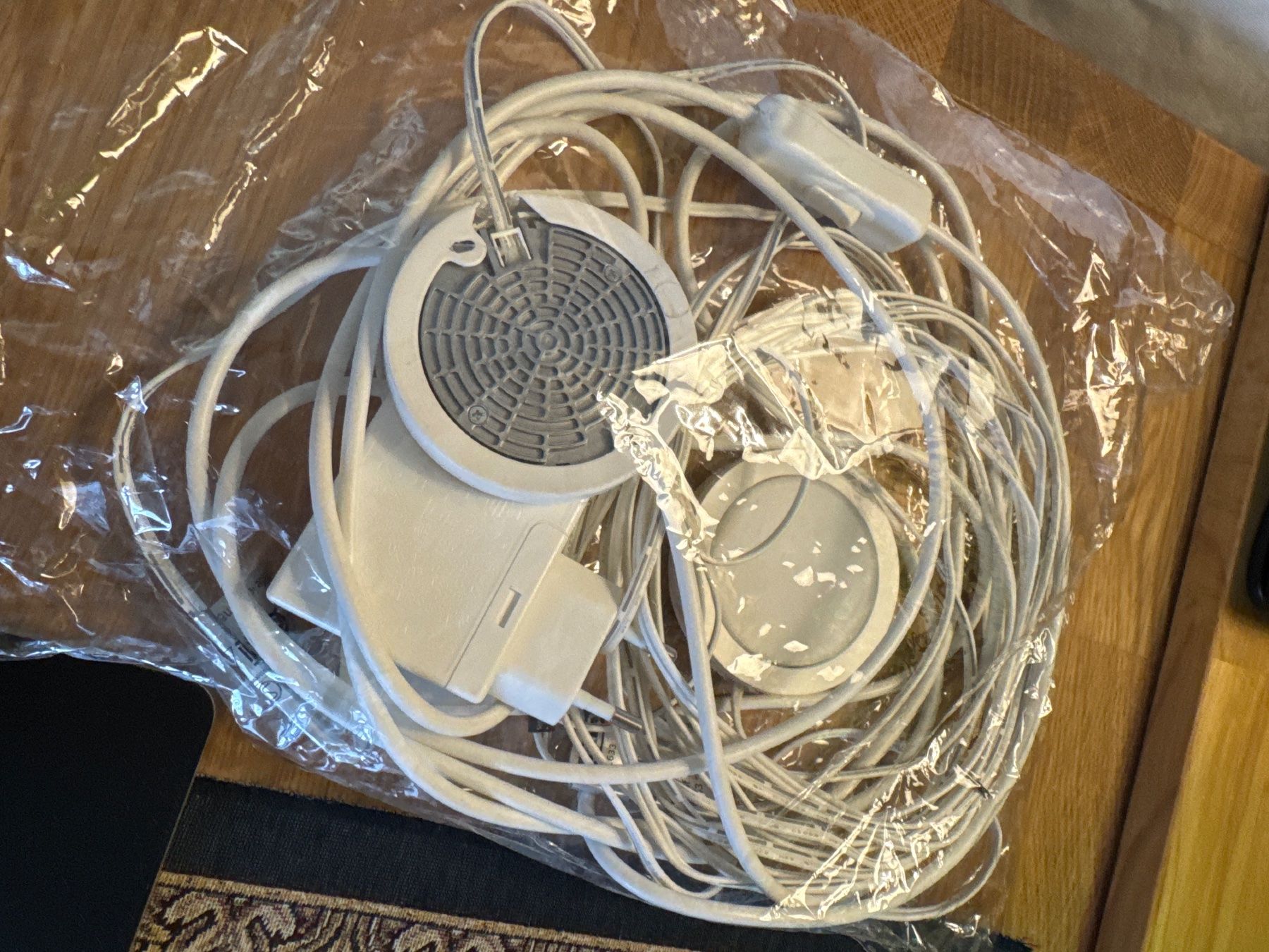 Ikea Lampade: Ikea VAXMYRA LED spotlight, white 2 – Usato da Zürich venduto da xl3vax 2