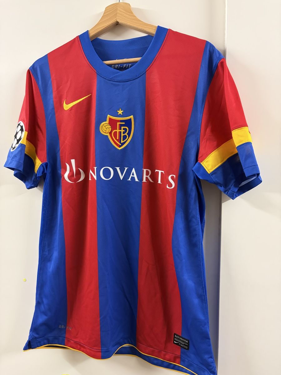 FC Basel Leibchen & Hosen: FC Basel Nike Trikot Grösse M – Neu (gemäss Beschreibung) aus Hunzenschwil von sputnik26 1