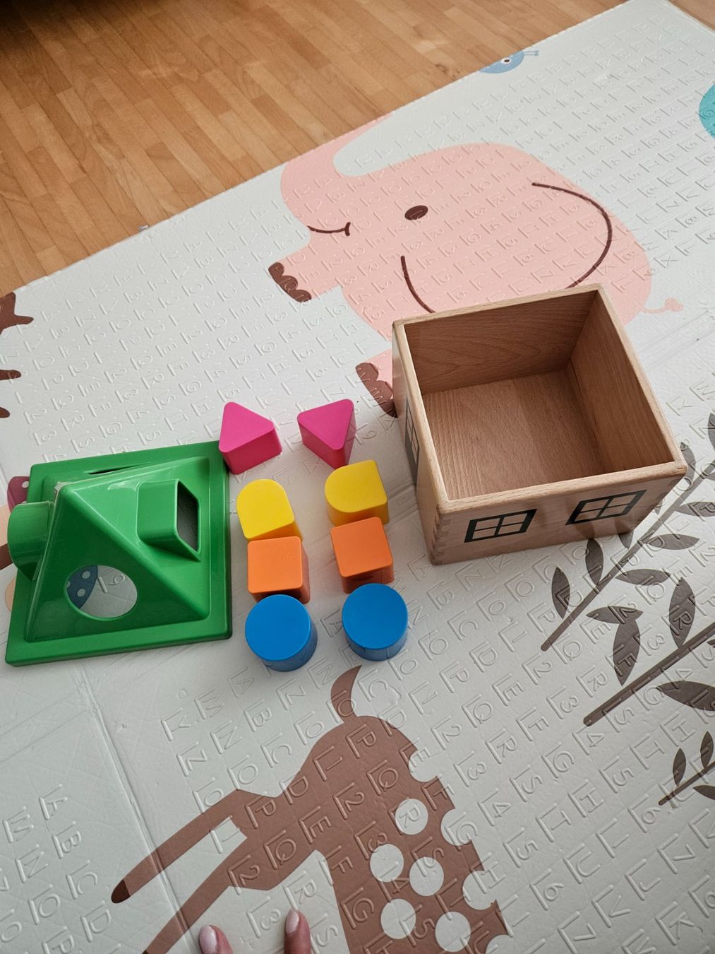 Ikea Giocattoli: IKEA Formensteckspiel-Haus – Usato da Zollikon venduto da vikodeli 2