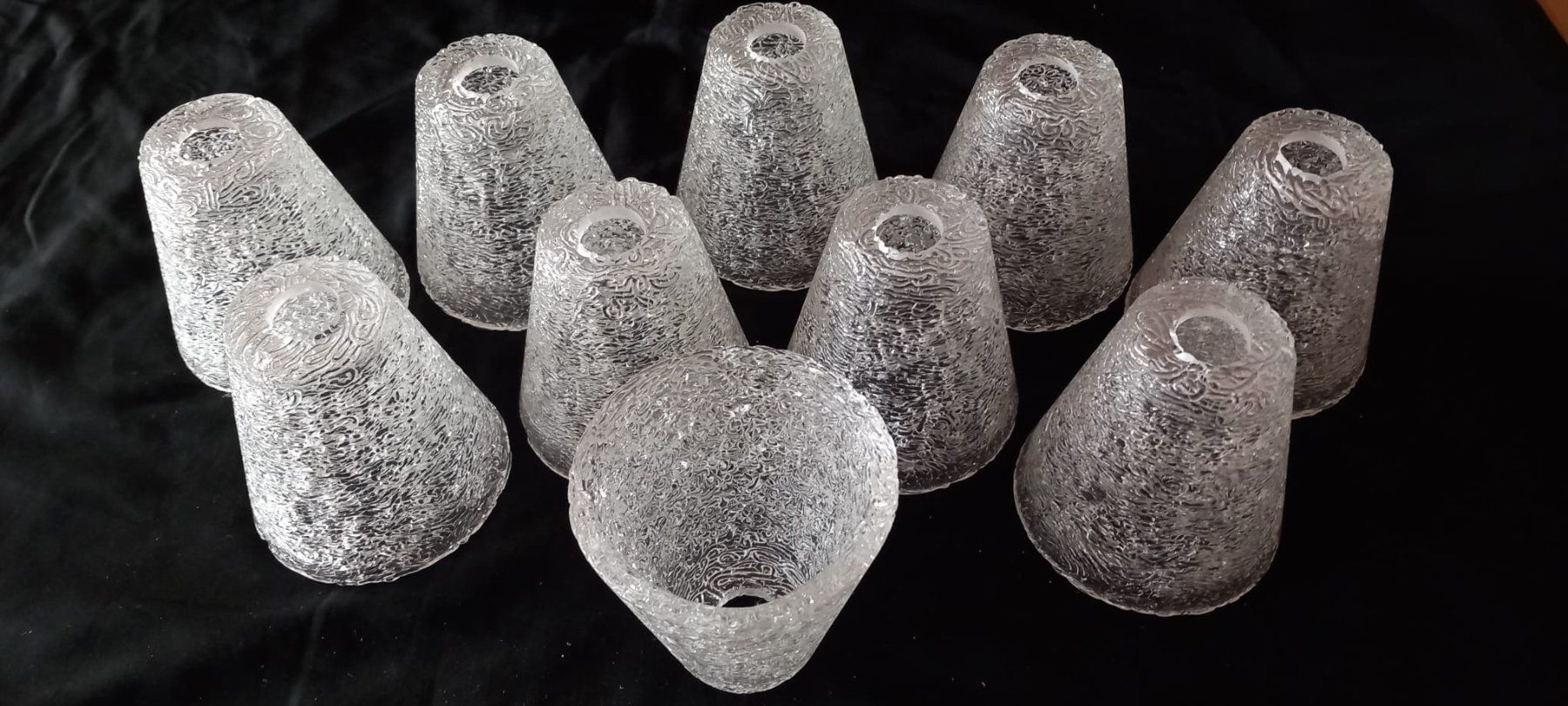 Paralumi: 10 STK LAMPENGLÄSER WEISS – Nuovo (secondo la descrizione) da Huttwil venduto da Kunterbuntli
