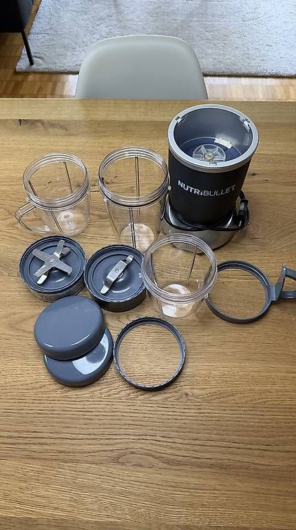 Nutribullet Elettrodomestici da cucina: Nutribullet Standmixer inkl. Zubehör – Usato da Zürich venduto da phe_zrh 1