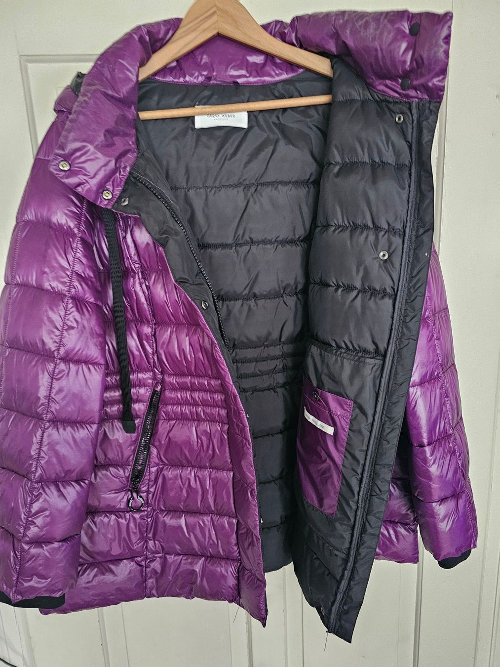 Gerry Weber Giacche: Steppjacke mit Glanz Grösse 48 in Beere – Usato da Bühler venduto da elwetritsche 2