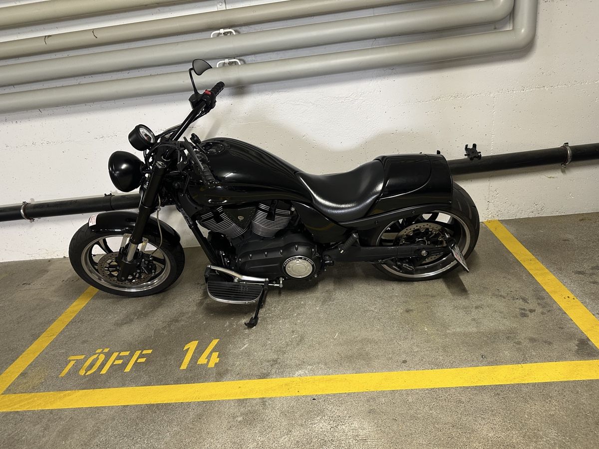 Victory Chopper: Victory Hammer 8-Ball – Gebraucht aus Hitzkirch von Matej1996 2