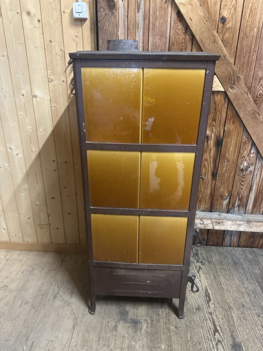 Altri mobili d'antiquariato: Antiker Ofen – Usato da Baar venduto da Hillsboro 2