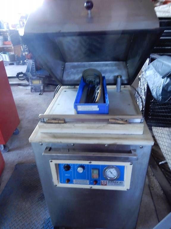 Appareils de cuisine: INDUSTRIE  VACUUMIER GERÄT – D'occasion à Walliswil-Nbipp par australien2007