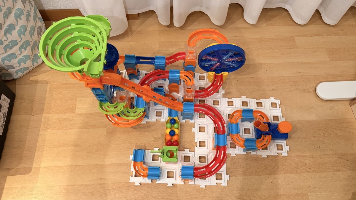 Spielzeuge: Murmelibahn Kugelbahn Set – Gebraucht aus Wallisellen von Ada92