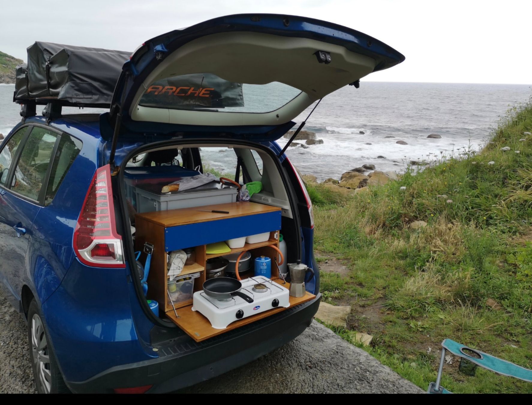 Cucine complete: Campingküche, Campingmöbel ideal für microcamper – Usato da Winterthur venduto da tz1611 1