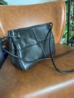 Massimo Dutti Sac bandoulière en cuir noir