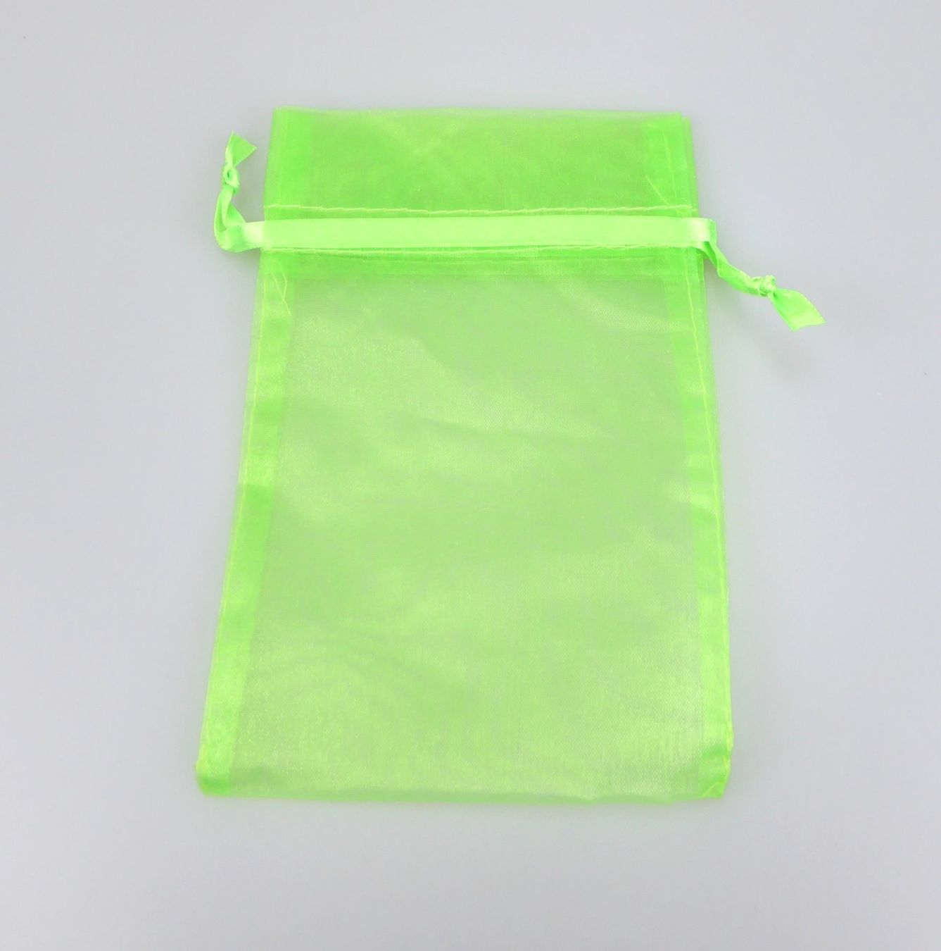 Tutte le decorazioni: Organza-Säckchen hellgrün – Nuovo e nell'imballaggio originale da Mauren venduto da Yeelen