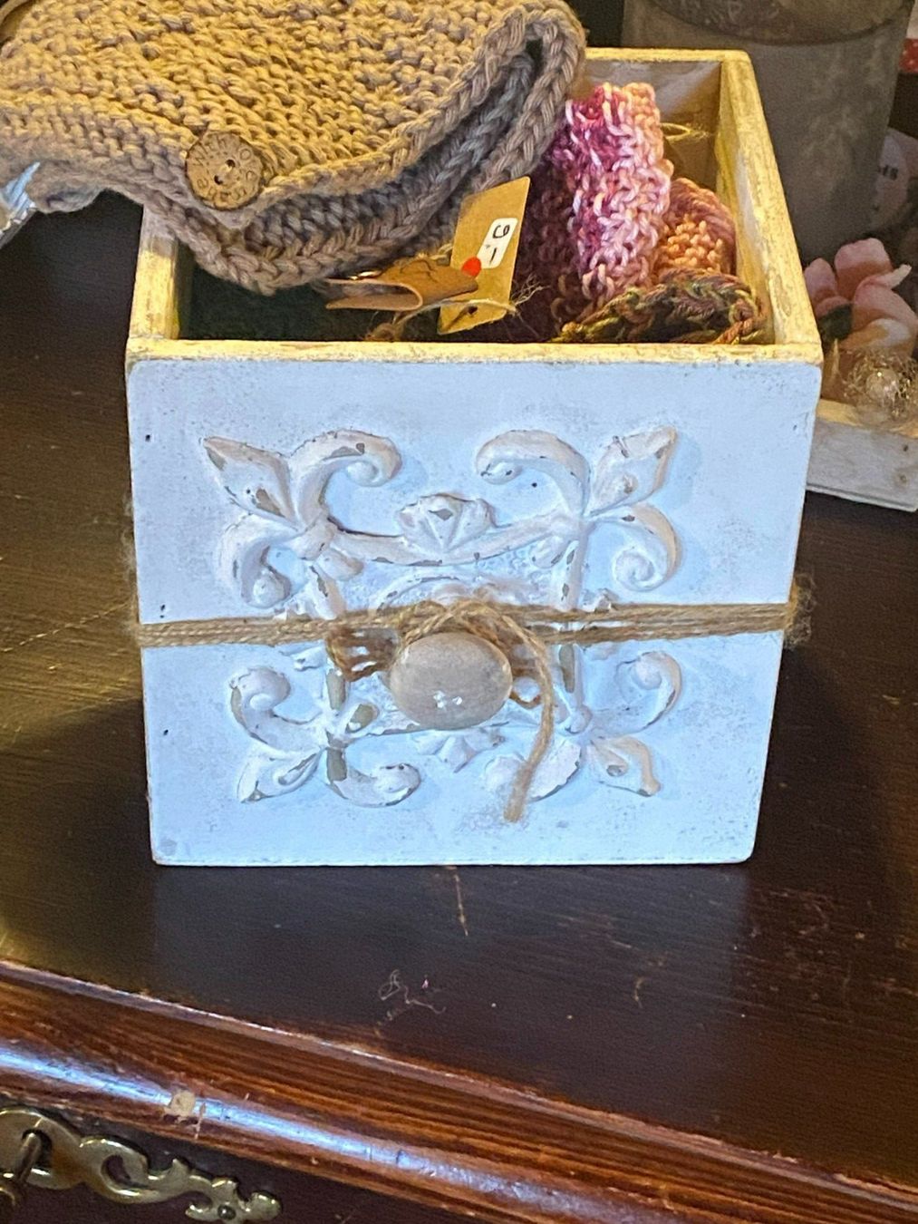 Tutte le decorazioni: DEKO HOLZ SHABBY CHIC KISTE – Usato da Meienried venduto da ManuelaBoutique 2