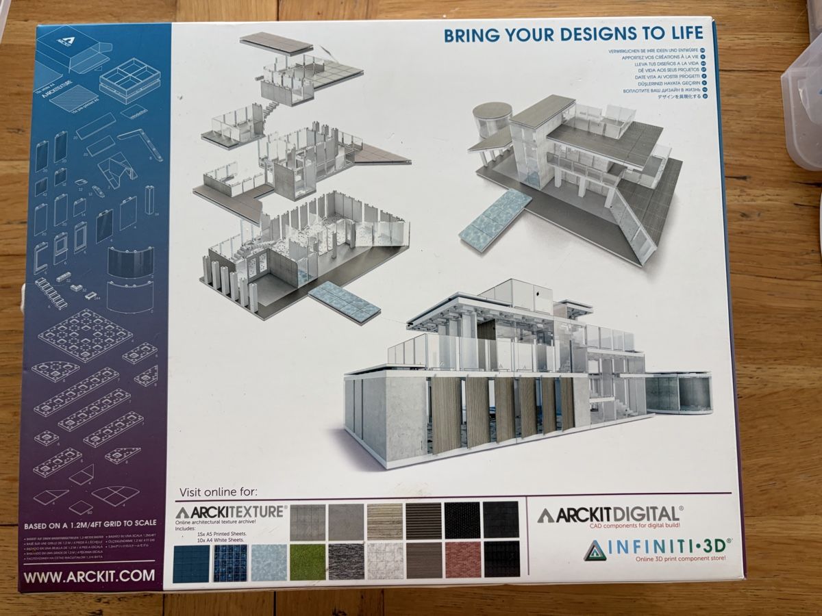 Modellbausätze & Standmodelle: Maquette kit Arckit 360 – Gebraucht aus Echallens von JAR69